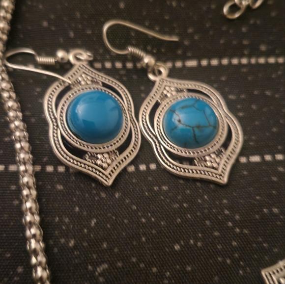 Turquoise Set - Picture 8 of 8